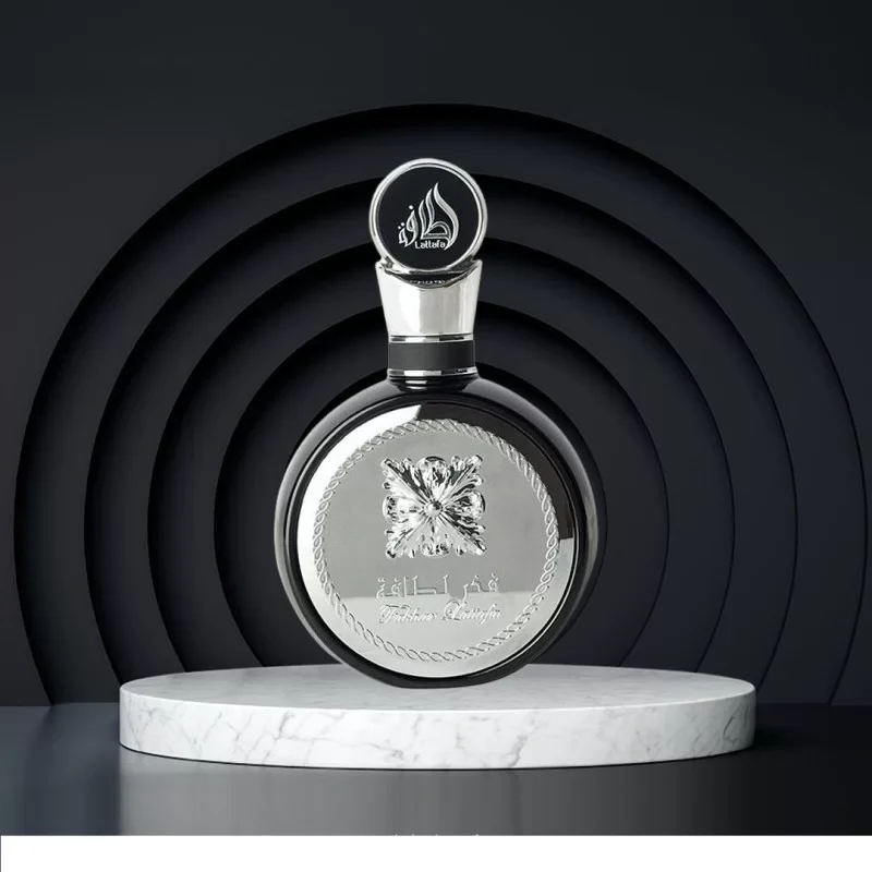 Lattafa Fakhar Black (Alternativa de Yves Saint Laurent Y EDP) - Image 7